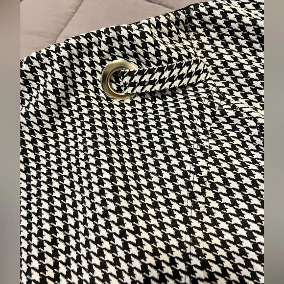 Houndstooth side wrap pencil skirt - Picture 4 of 5